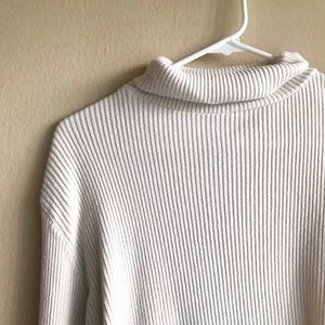 Ribbed Knit Long Sleeve Sweater